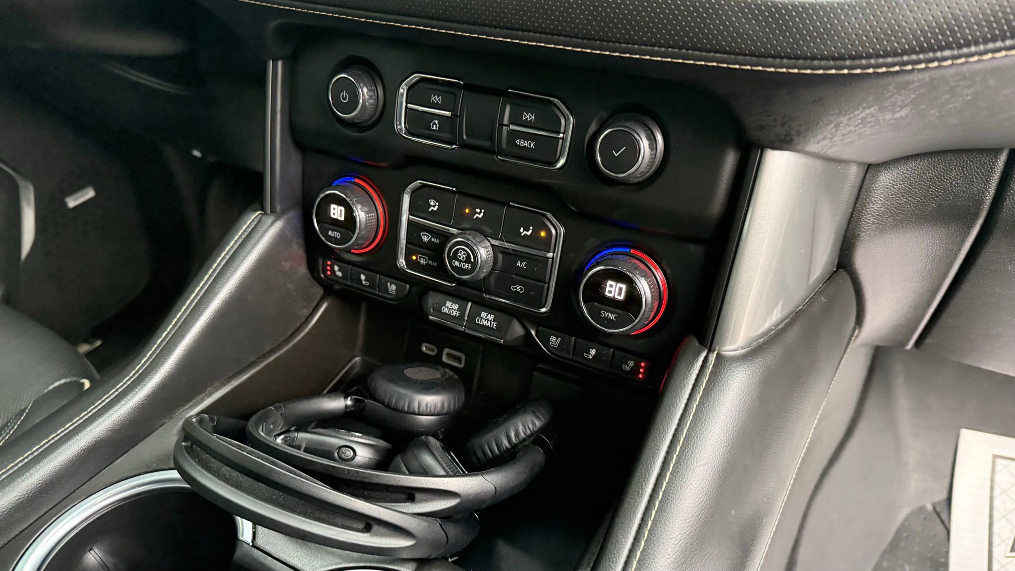 Used 2021 Chevrolet Tahoe Premier image 15