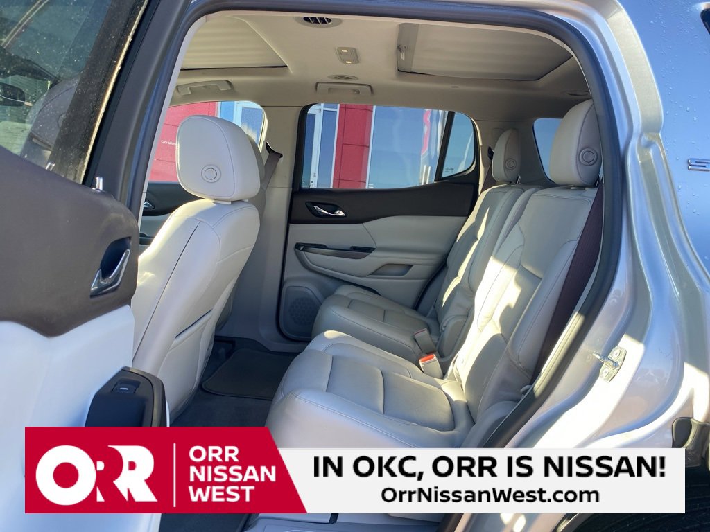 Used 2017 GMC Acadia SLT w/ LPO, Cargo Package image 16