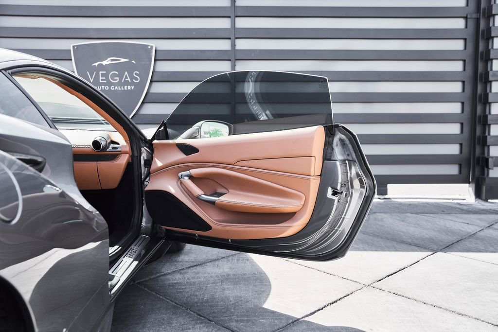 Used 2020 Ferrari F8 Tributo image 35