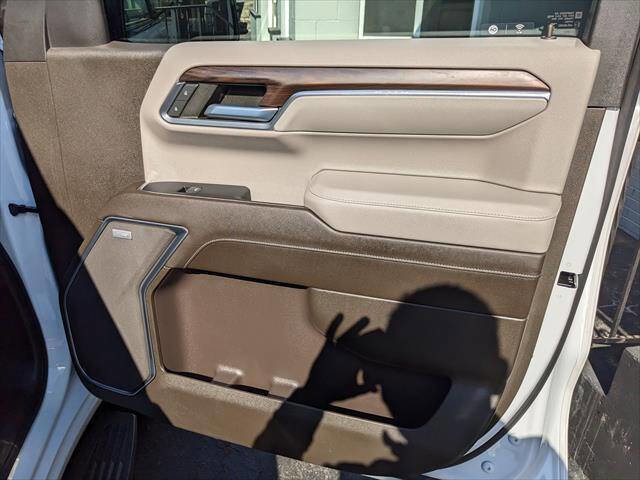 Used 2023 GMC Sierra 1500 SLT w/ SLT Premium Package image 19