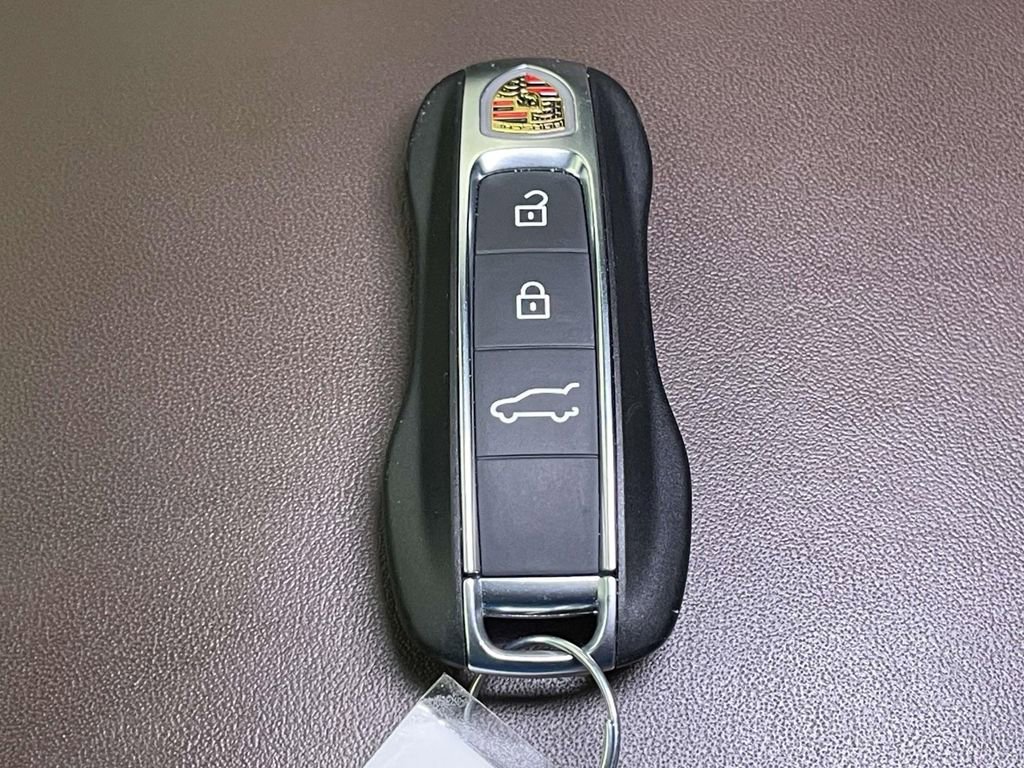 Certified 2023 Porsche Cayenne GTS image 43