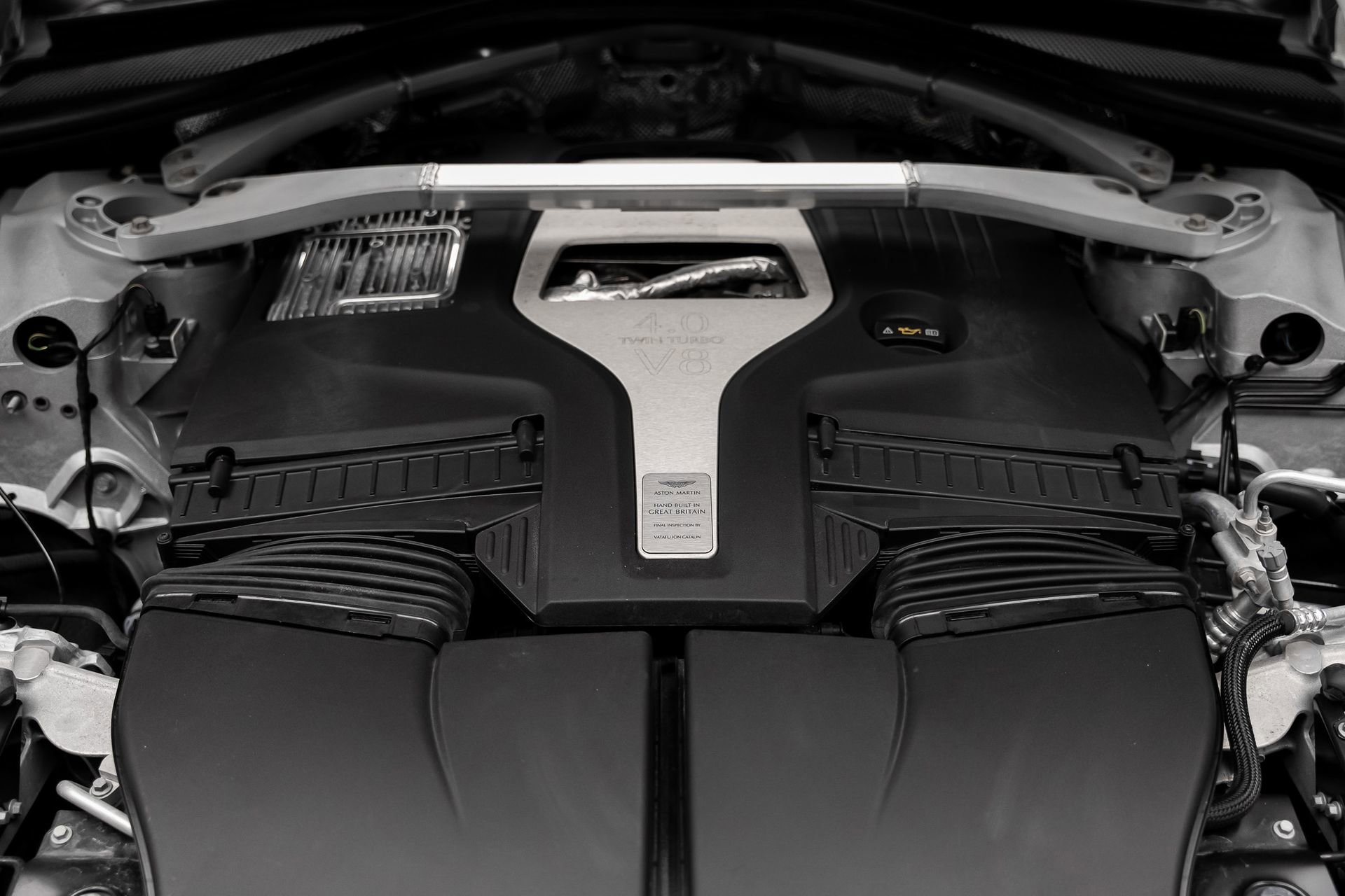 Used 2023 Aston Martin DBX AWD/4WD image 74