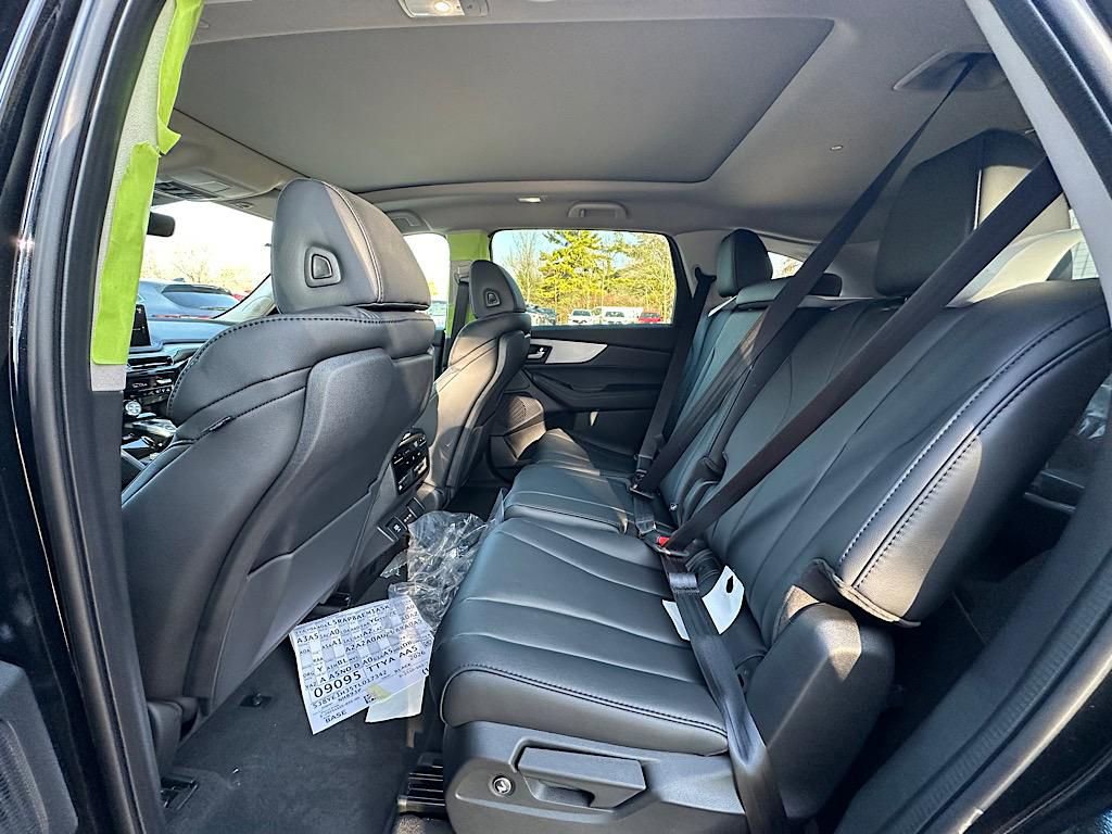 New 2026 Acura MDX SH-AWD image 11