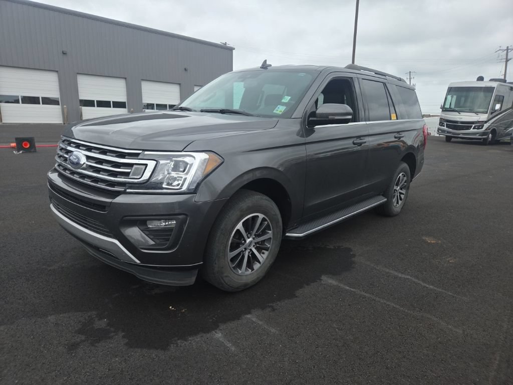 Used 2020 Ford Expedition XLT w/ Equipment Group 202A RWD image 3