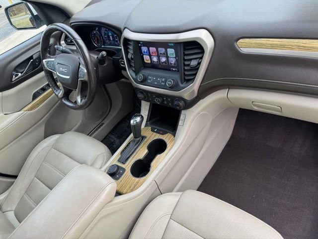 Used 2018 GMC Acadia Denali image 31