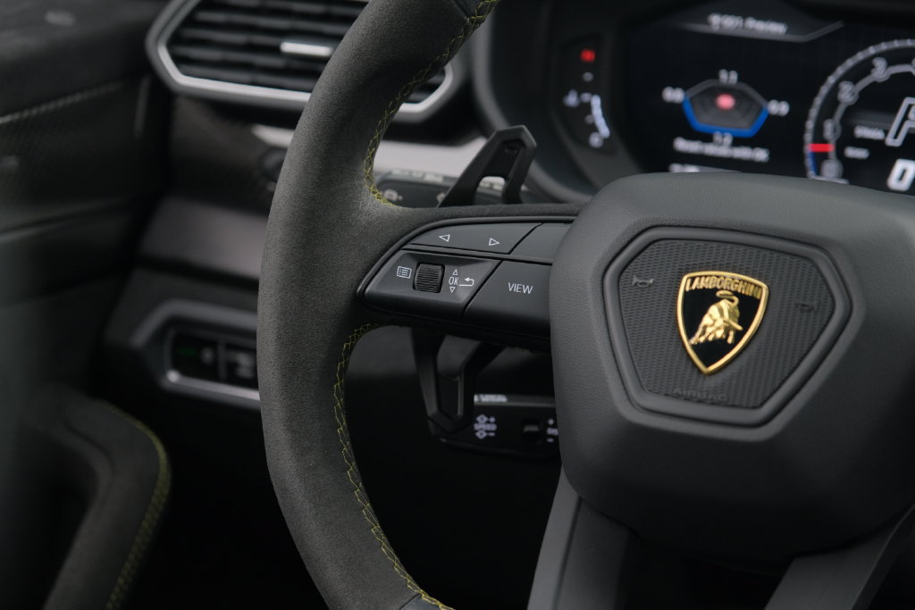 Used 2024 Lamborghini Urus Performante AWD/4WD image 53