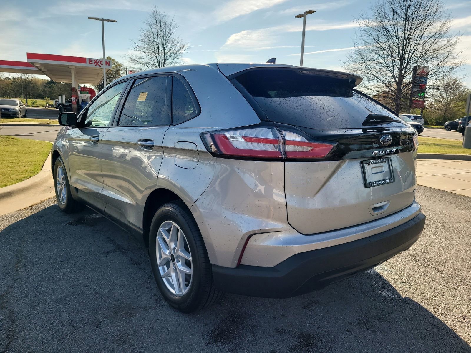 Used 2024 Ford Edge SE AWD/4WD image 5