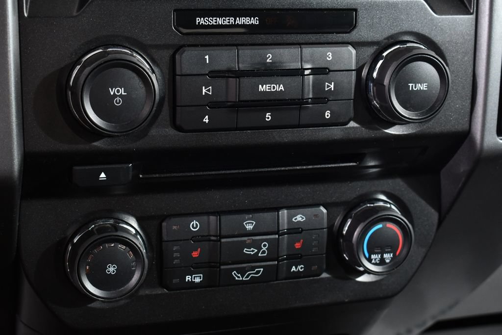 Used 2018 Ford F150 XLT w/ Equipment Group 302A Luxury AWD/4WD image 29