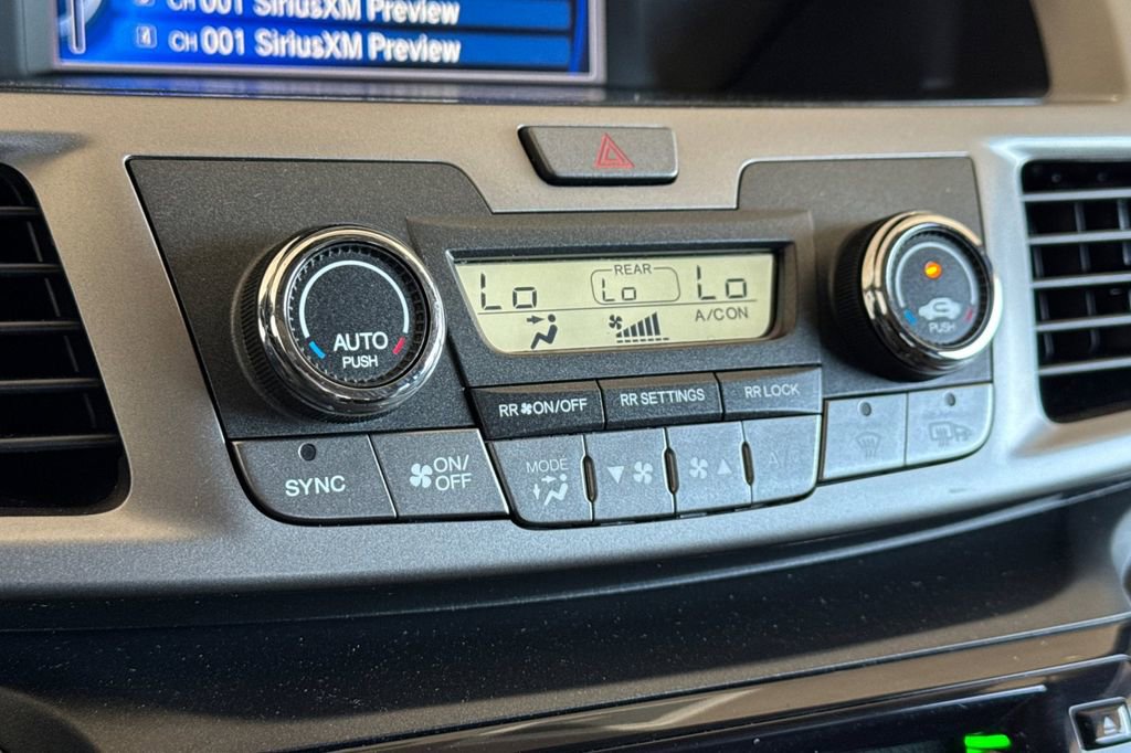 Used 2016 Honda Odyssey SE image 25