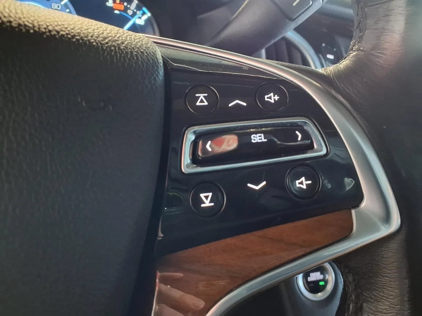 Used 2020 Cadillac Escalade Luxury AWD/4WD image 27