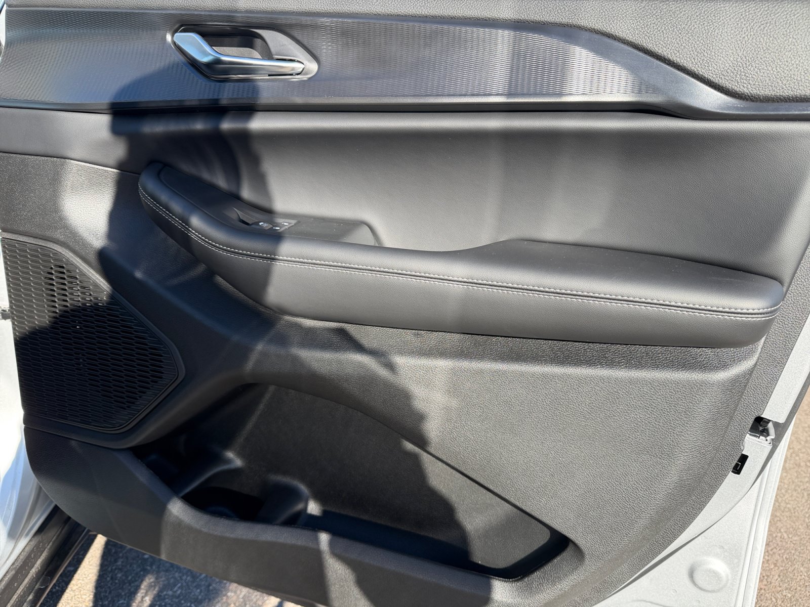 New 2025 Jeep Grand Cherokee L Altitude AWD/4WD image 17