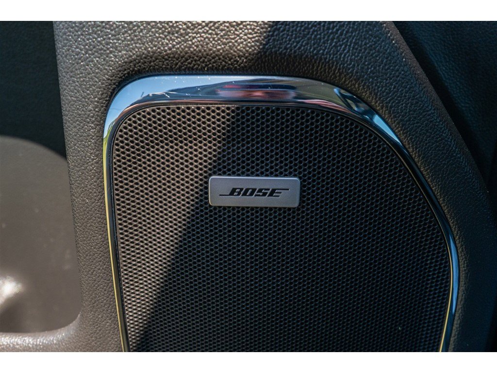 Used 2015 GMC Sierra 2500 Denali w/ Duramax Plus Package AWD/4WD image 15