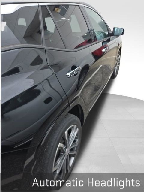 Used 2019 GMC Terrain Denali w/ Advanced Safety Package image 15