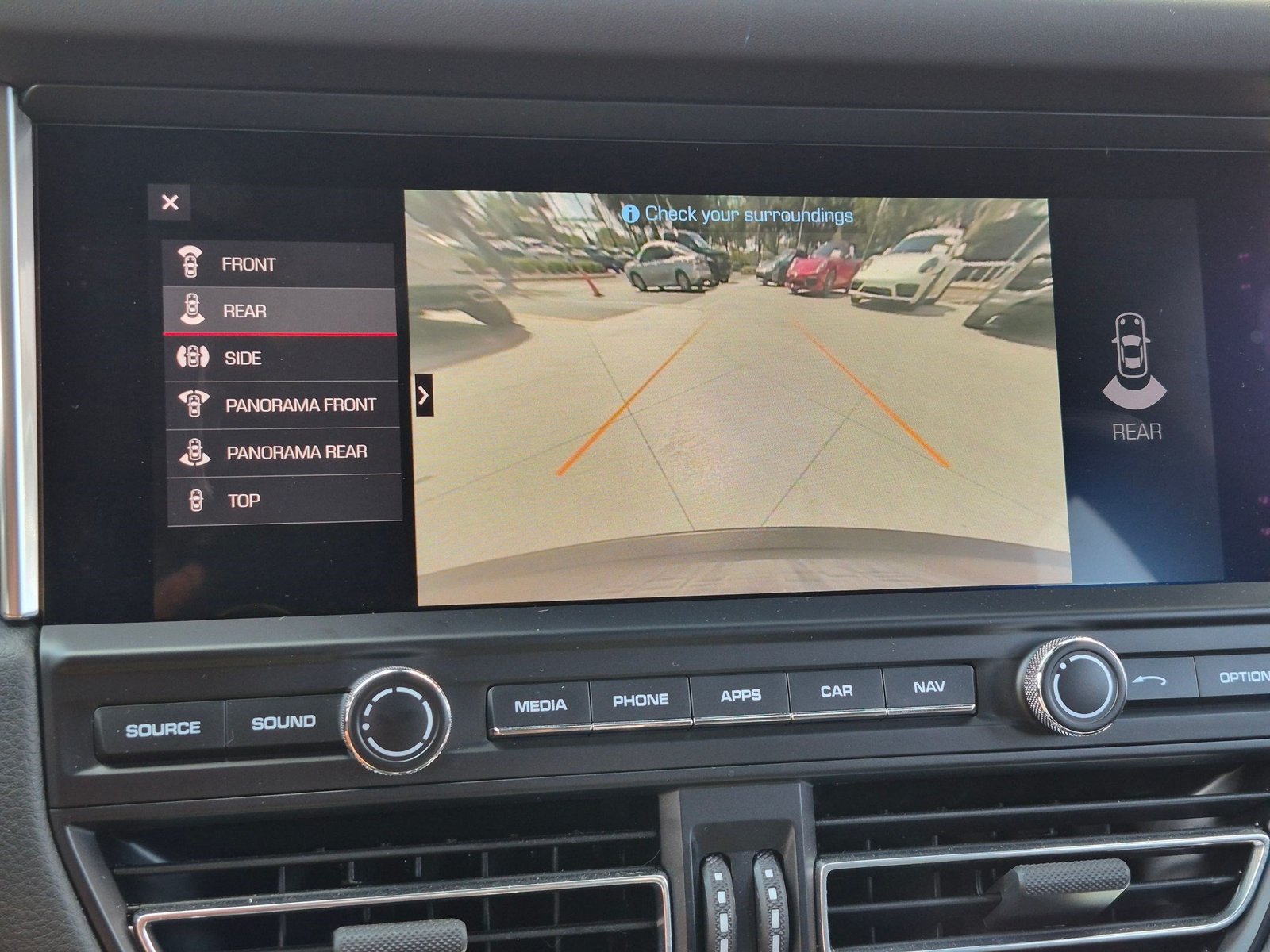 Certified 2020 Porsche Macan S AWD/4WD image 20