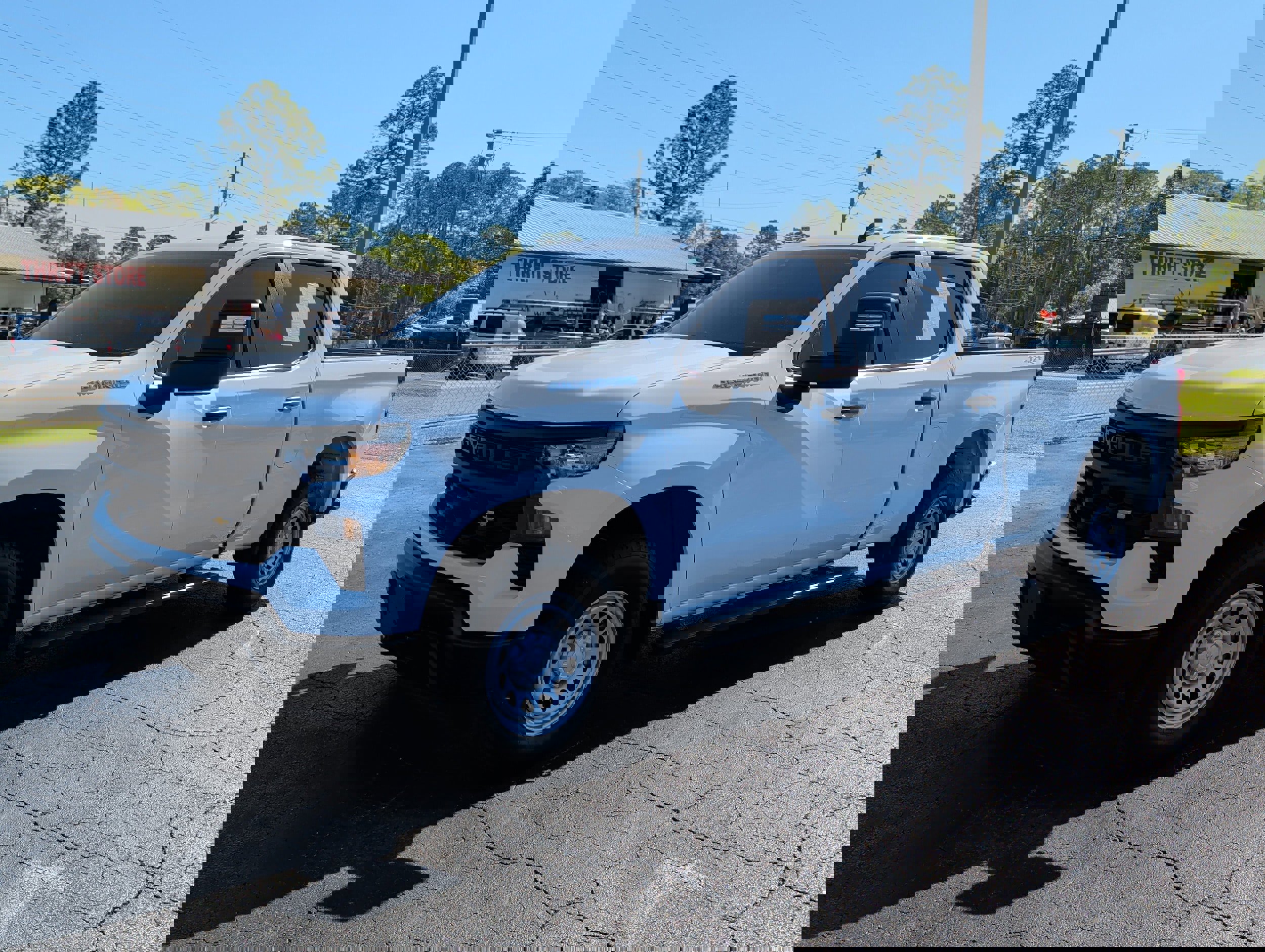 Used 2025 Chevrolet Silverado 1500 W/T w/ WT Value Package image 4