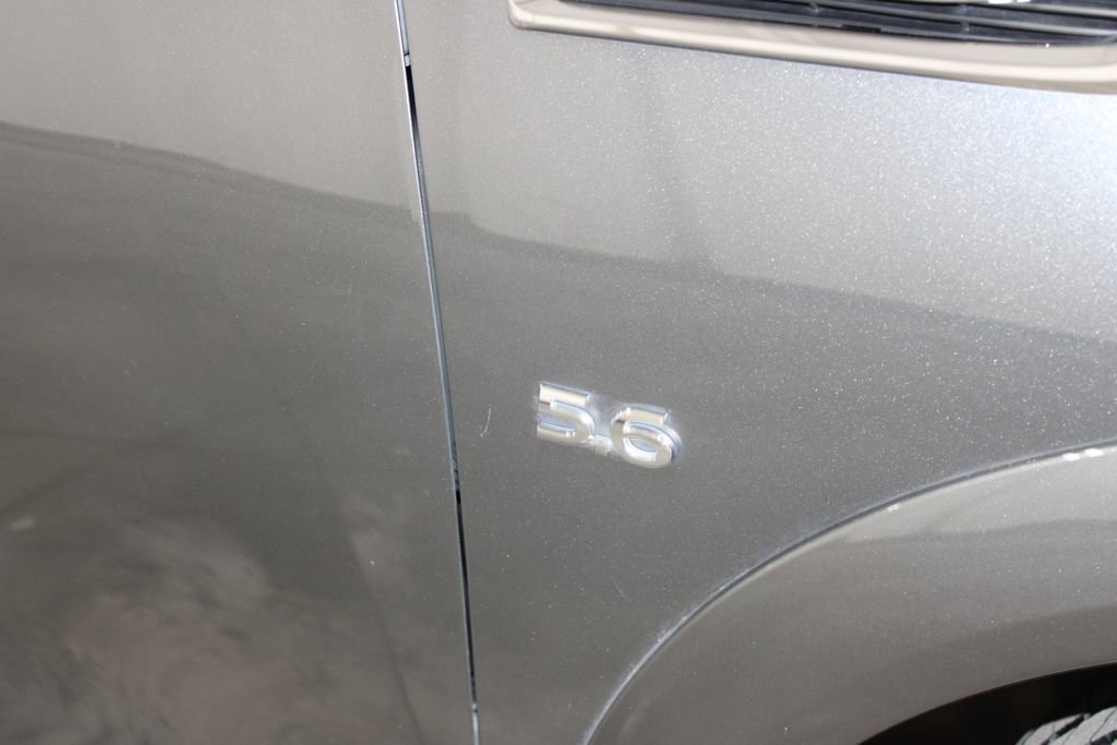 Used 2018 INFINITI QX80 4WD w/ Driver Assistance Package image 13