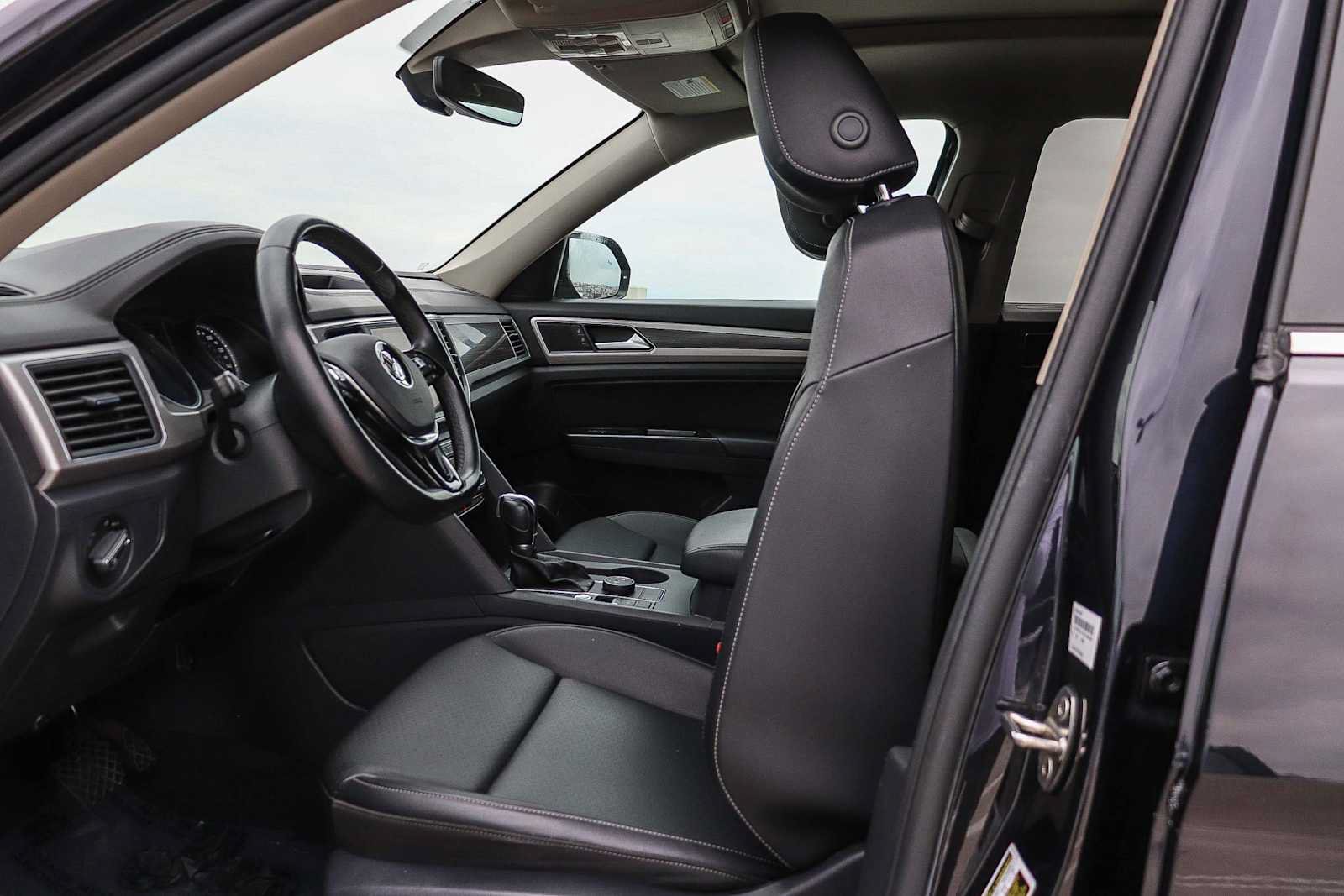 Used 2019 Volkswagen Atlas SE w/ Panoramic Sunroof Package AWD/4WD image 18
