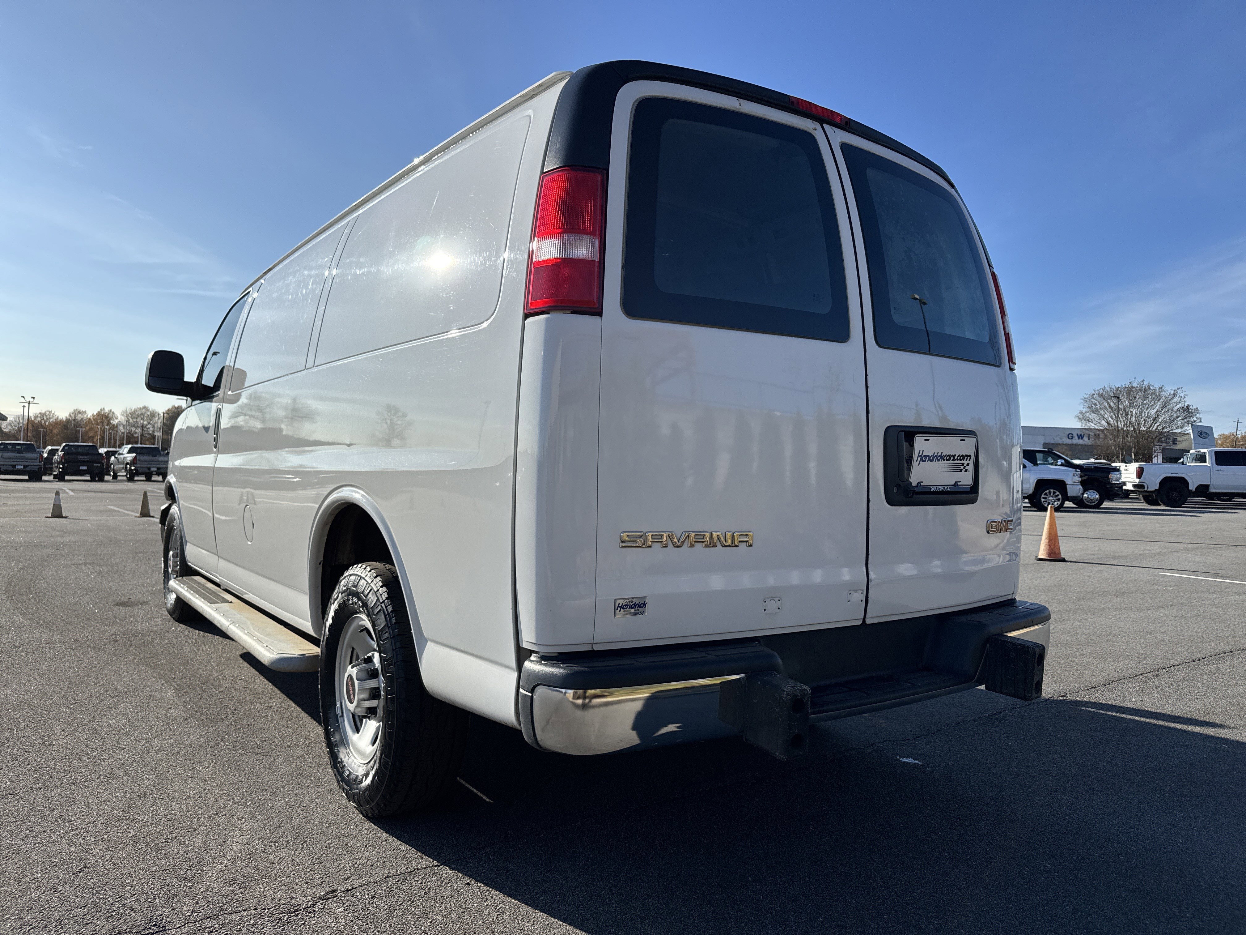 Used 2022 GMC Savana 2500 w/ Driver Convenience Package image 8