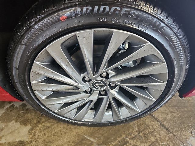 New 2025 Lexus ES 350 Ultra Luxury image 34