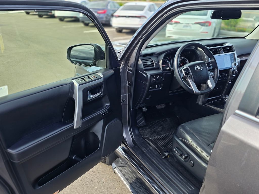 Used 2023 Toyota 4Runner Limited image 16