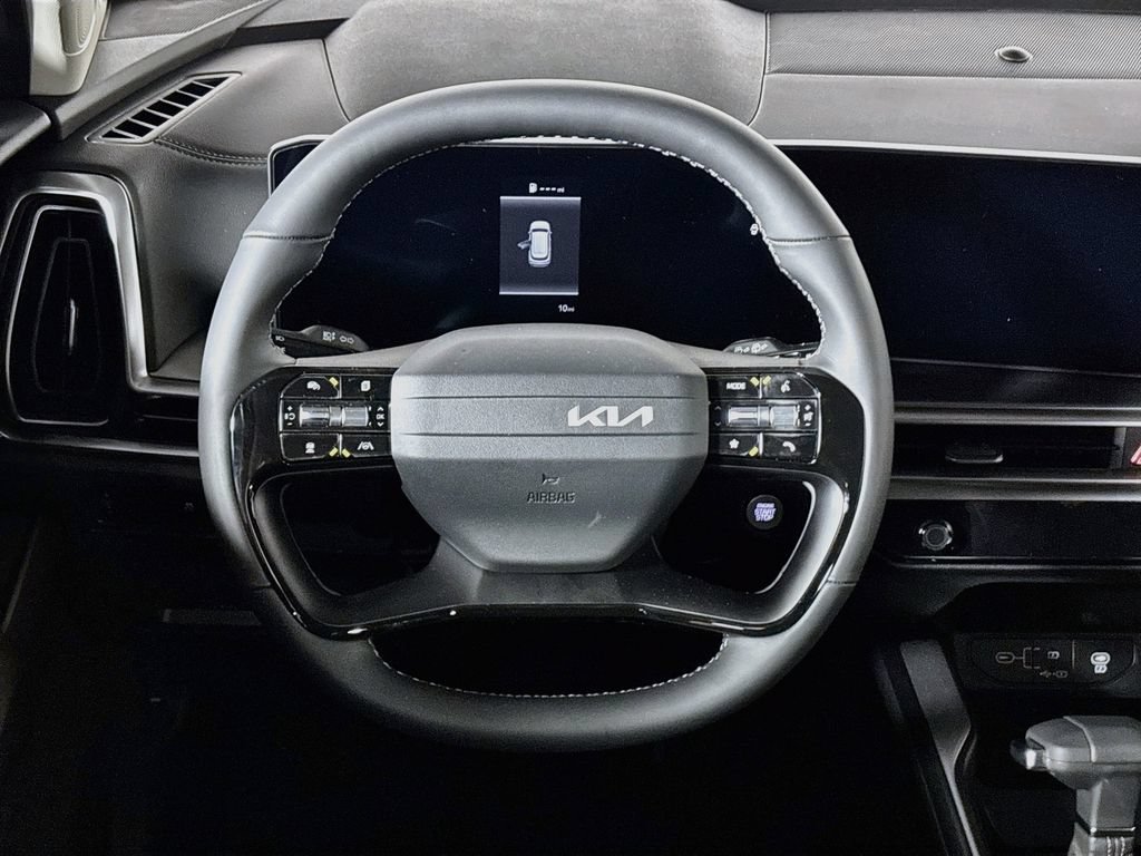 Certified 2026 Kia Sorento LX FWD image 14