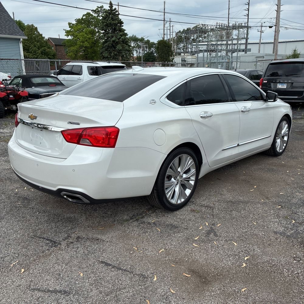 Used 2017 Chevrolet Impala Premier w/ Enhanced Convenience Package FWD image 3