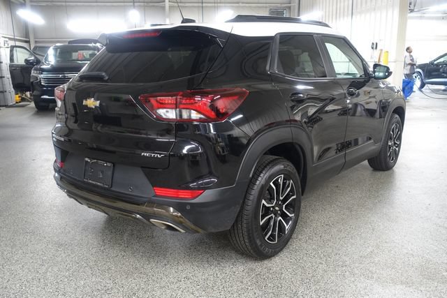 Used 2022 Chevrolet TrailBlazer ACTIV w/ Technology Package AWD/4WD image 7