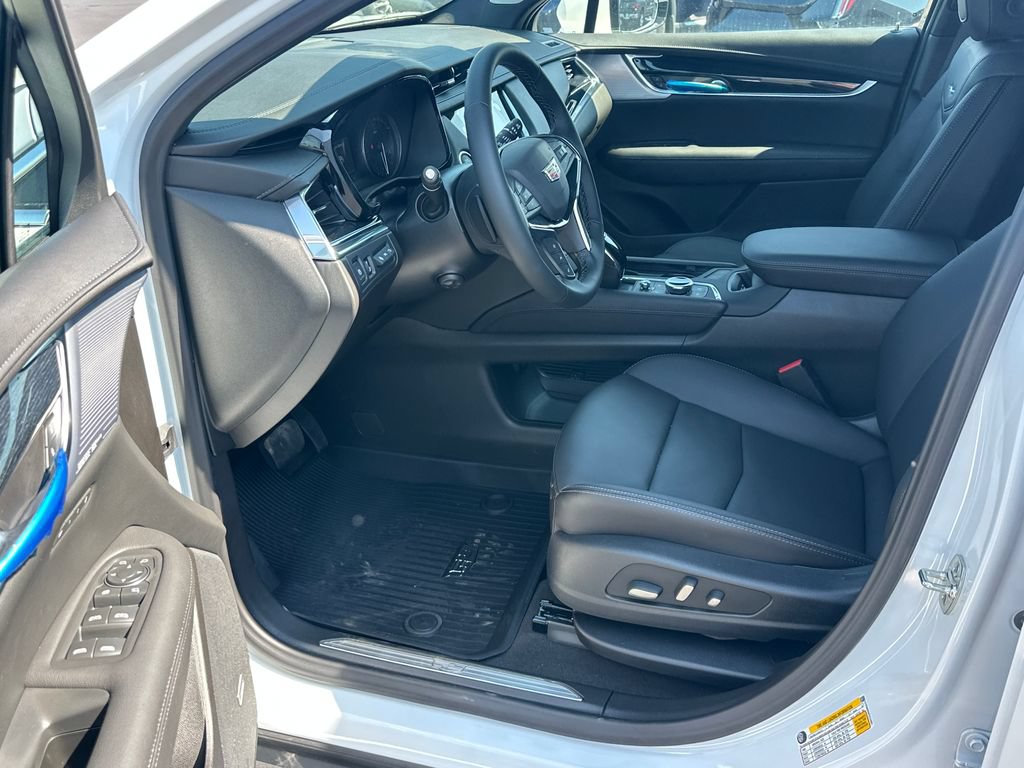 New 2026 Cadillac XT5 Premium Luxury w/ Driver Assist Package AWD/4WD image 7
