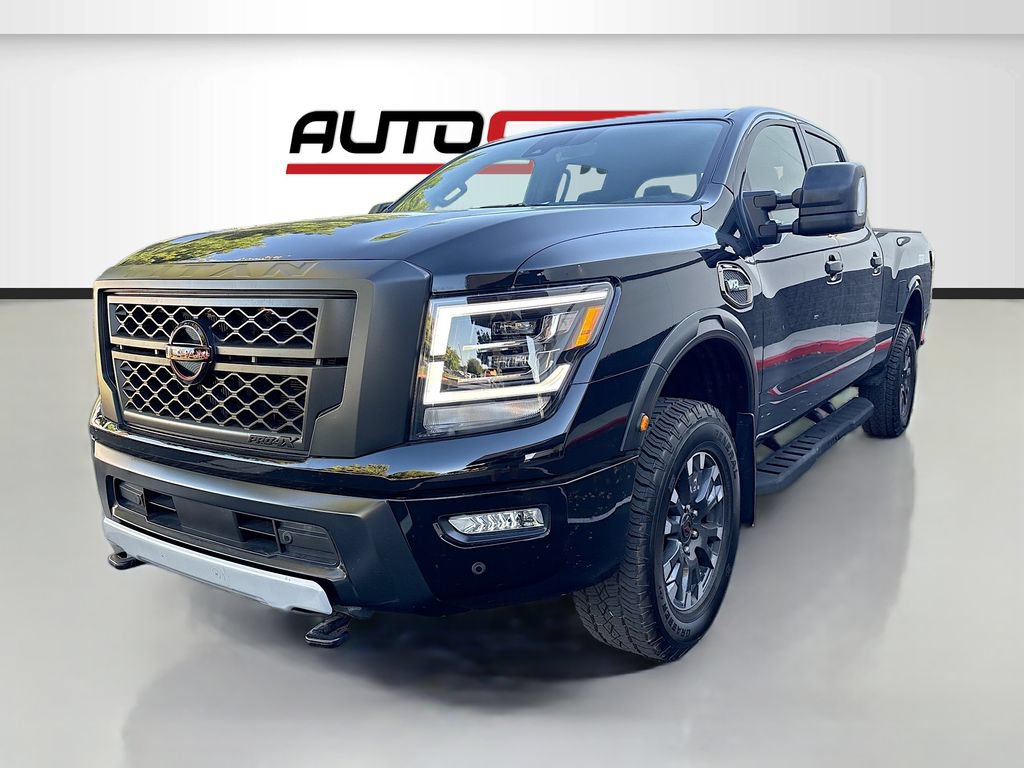 Used 2024 Nissan Titan PRO-4X AWD/4WD image 3