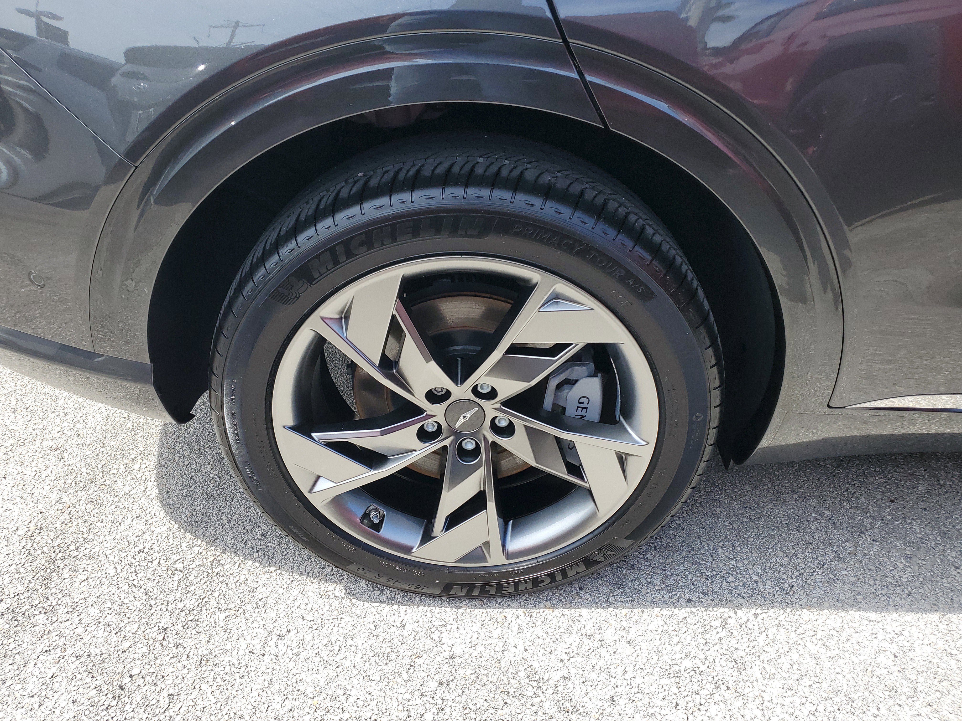 Used 2025 Genesis Electrified GV70 Advanced image 6