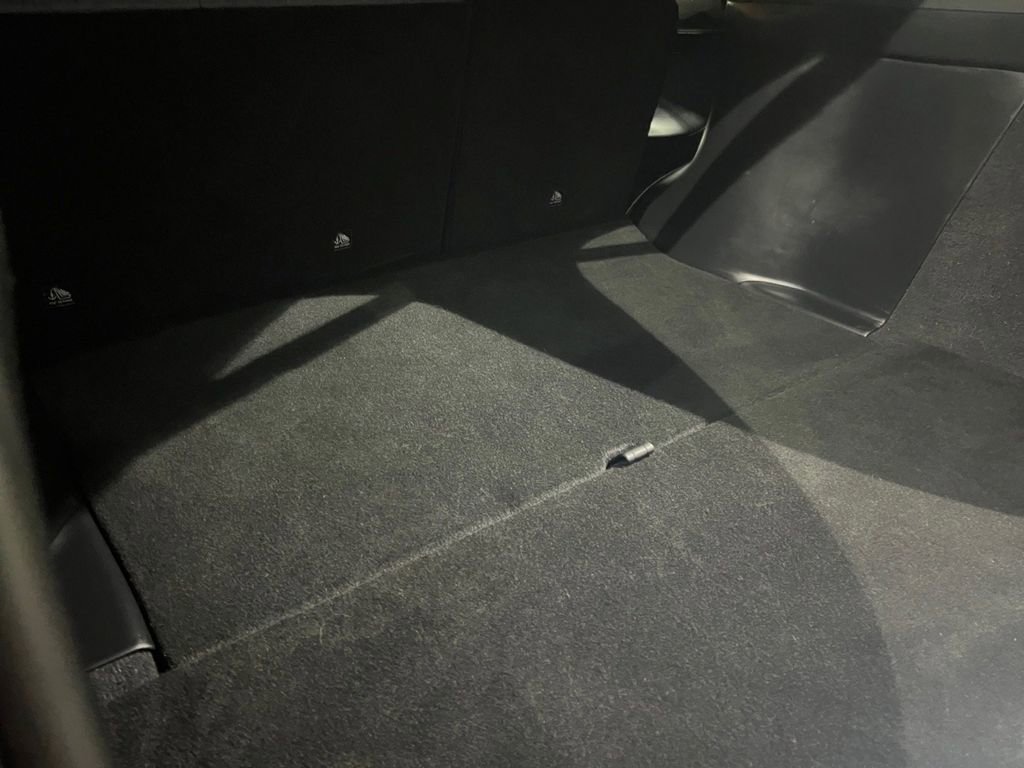 Used 2018 Tesla Model X 75D AWD/4WD image 6