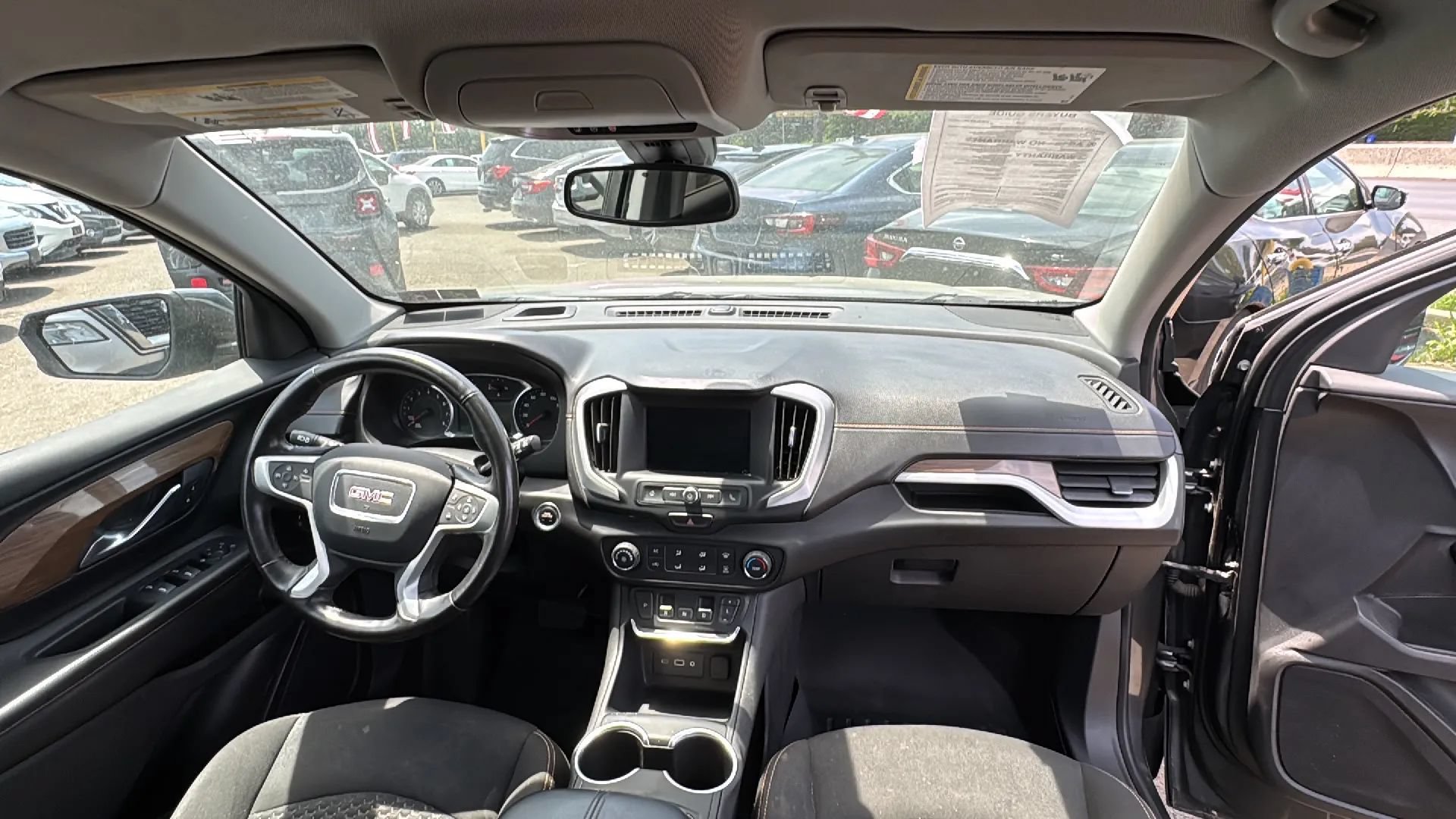 Used 2020 GMC Terrain SLE FWD image 19
