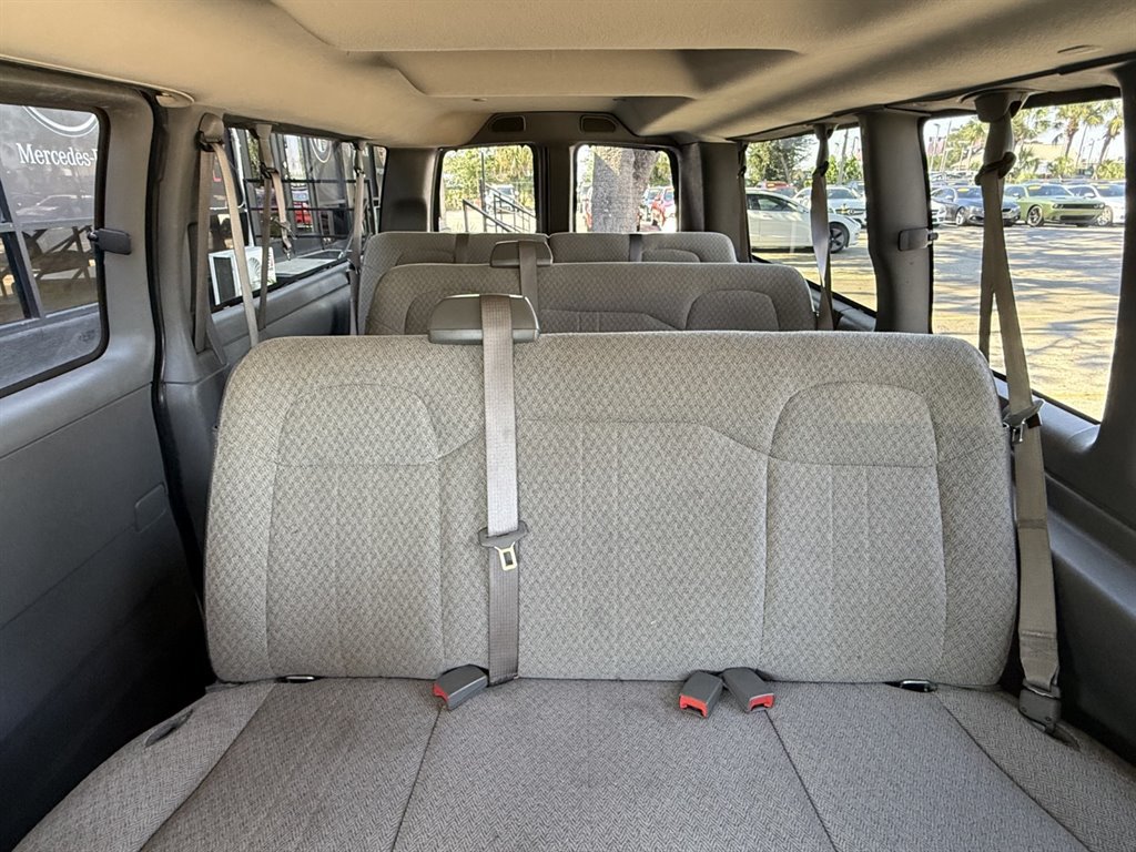 Used 2023 Chevrolet Express 3500 LT w/ LT Preferred Equipment Group RWD image 13