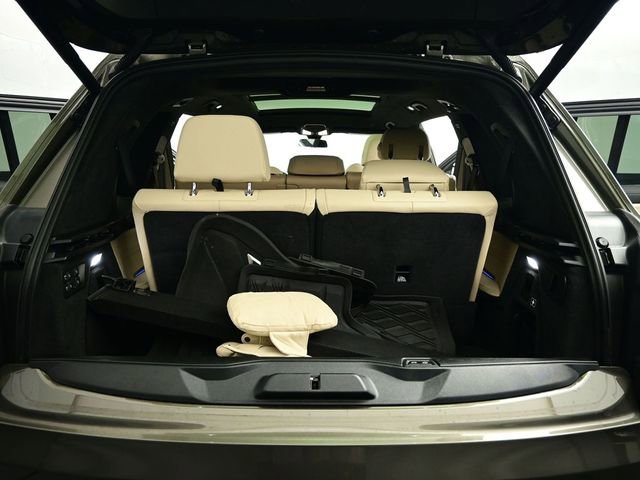 Used 2021 BMW X7 xDrive40i w/ Premium Package image 73