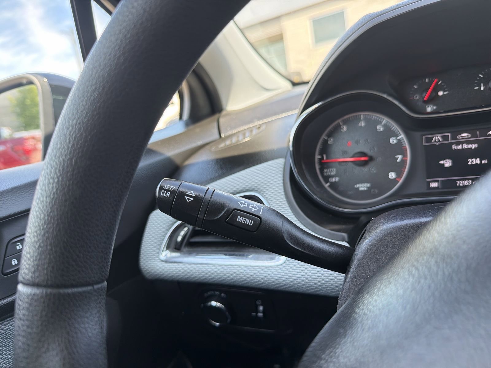 Used 2019 Chevrolet Cruze LS FWD image 27