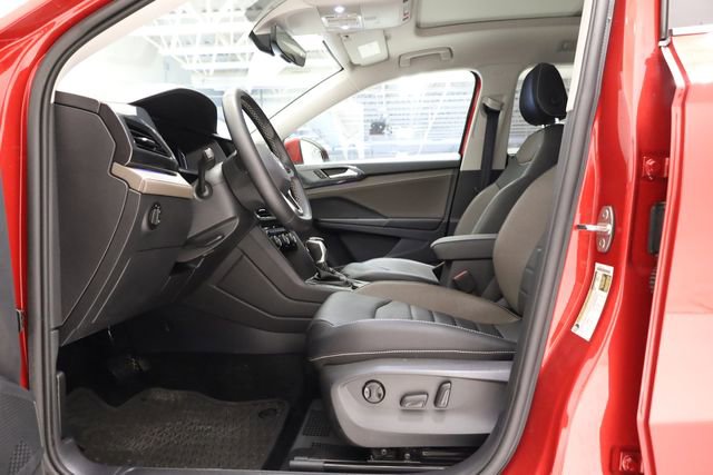 Used 2023 Volkswagen Taos SEL image 12