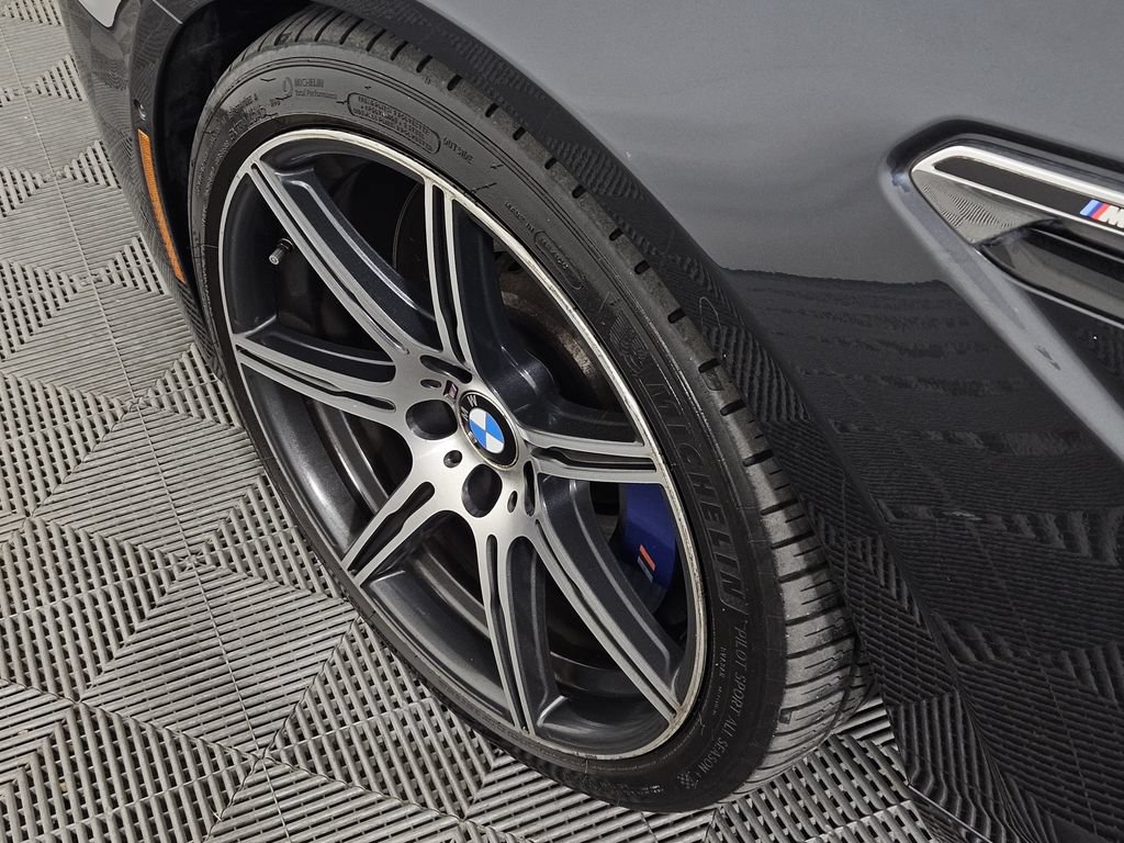 Used 2017 BMW M6 Convertible RWD image 6