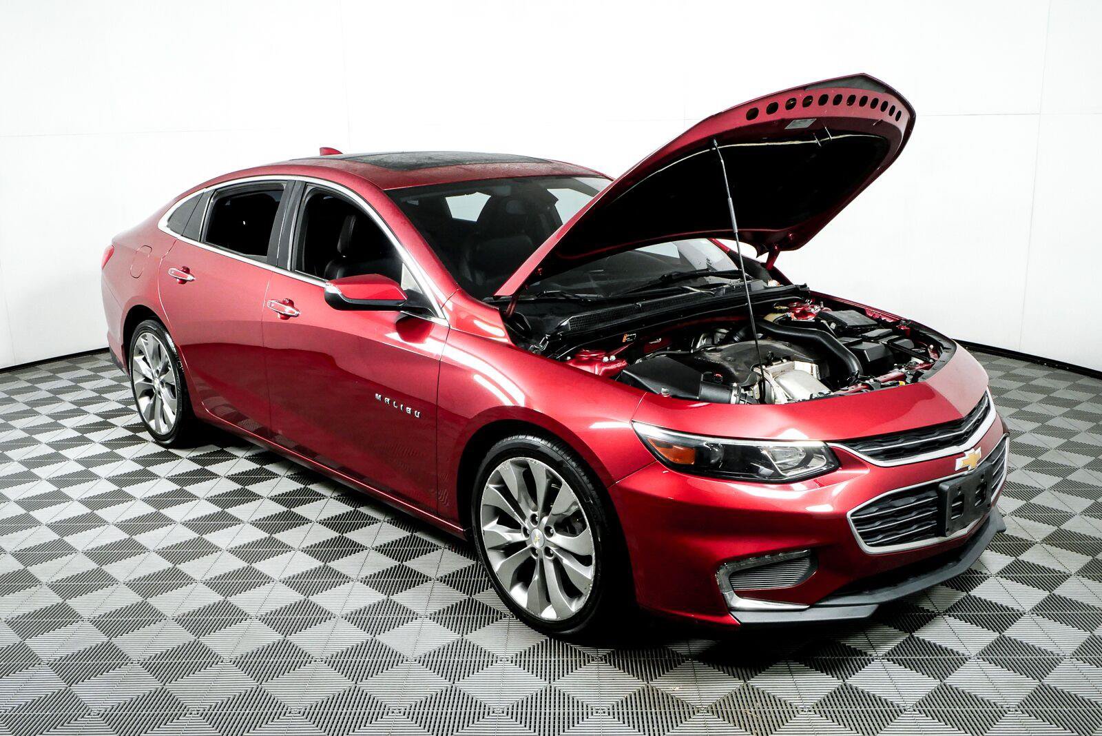 Used 2017 Chevrolet Malibu Premier w/ Premier Sun and Wheel Package FWD image 35