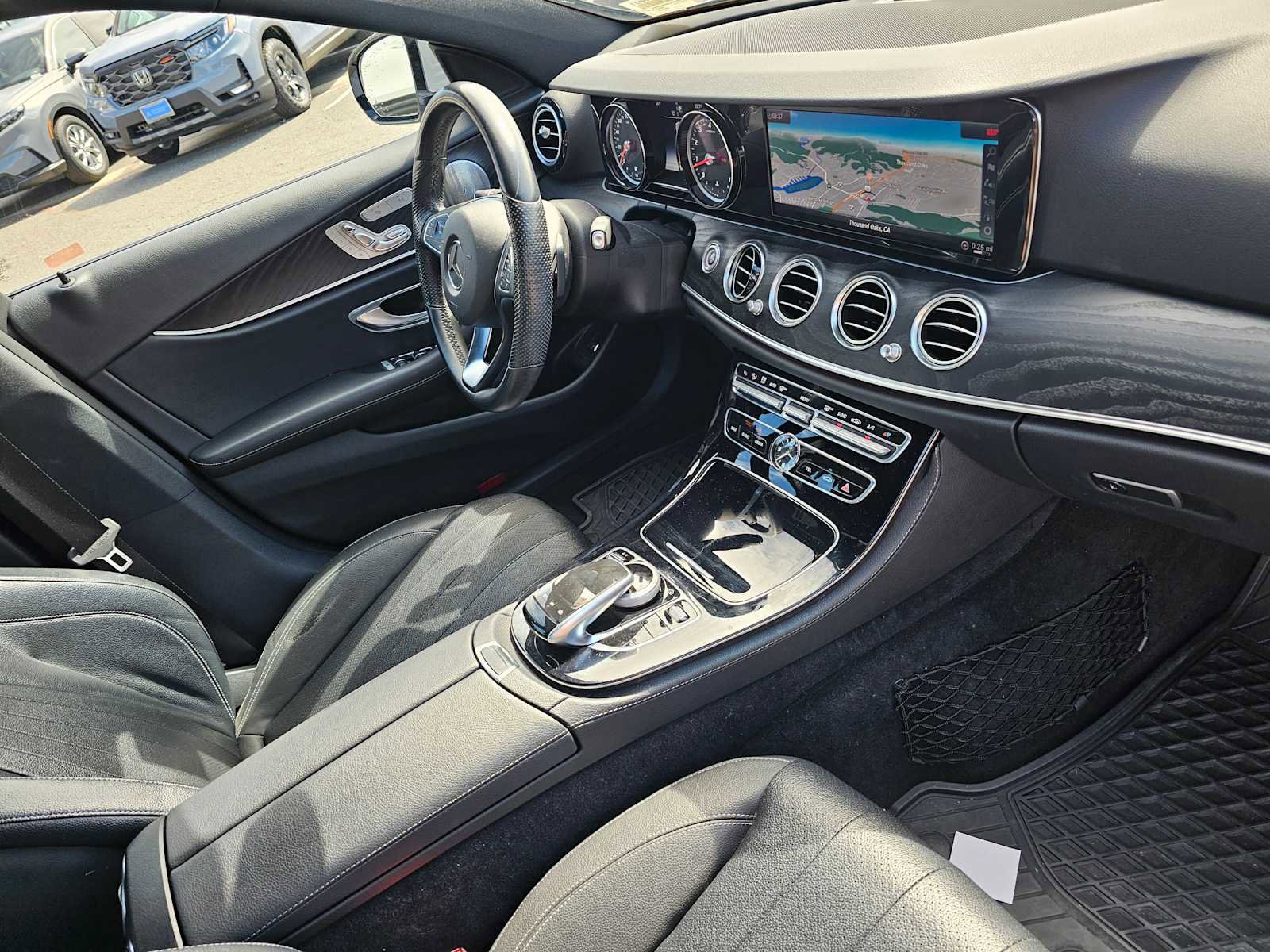Used 2017 Mercedes-Benz E 300 image 11