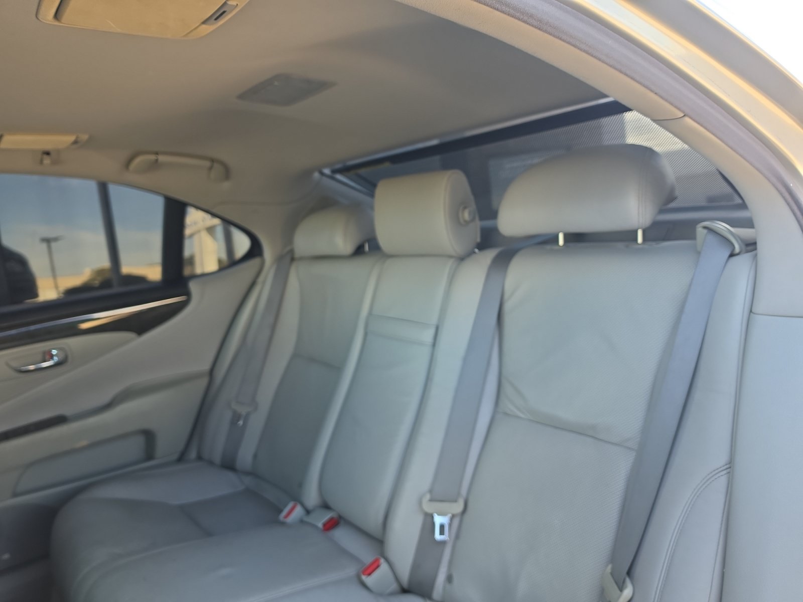 Used 2012 Lexus LS 460 w/ Luxury Value Edition RWD image 26