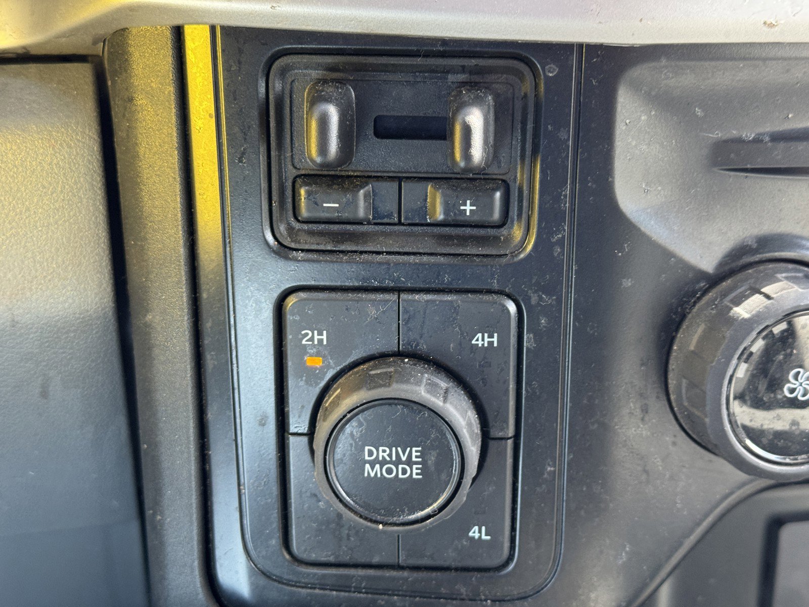 Used 2025 Ford F250 XLT image 24