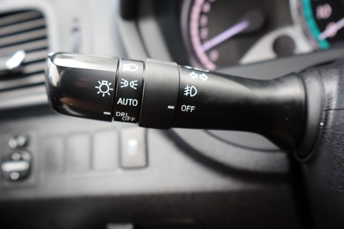 Used 2015 Toyota Venza LE image 31