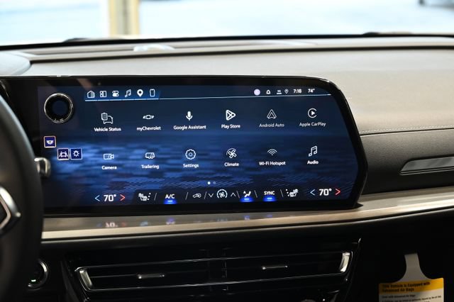 New 2027 Chevrolet Traverse LT w/ Midnight/Sport Edition AWD/4WD image 16
