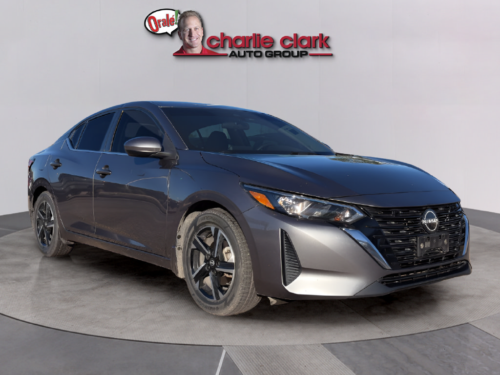 Used 2024 Nissan Sentra SV FWD image 7