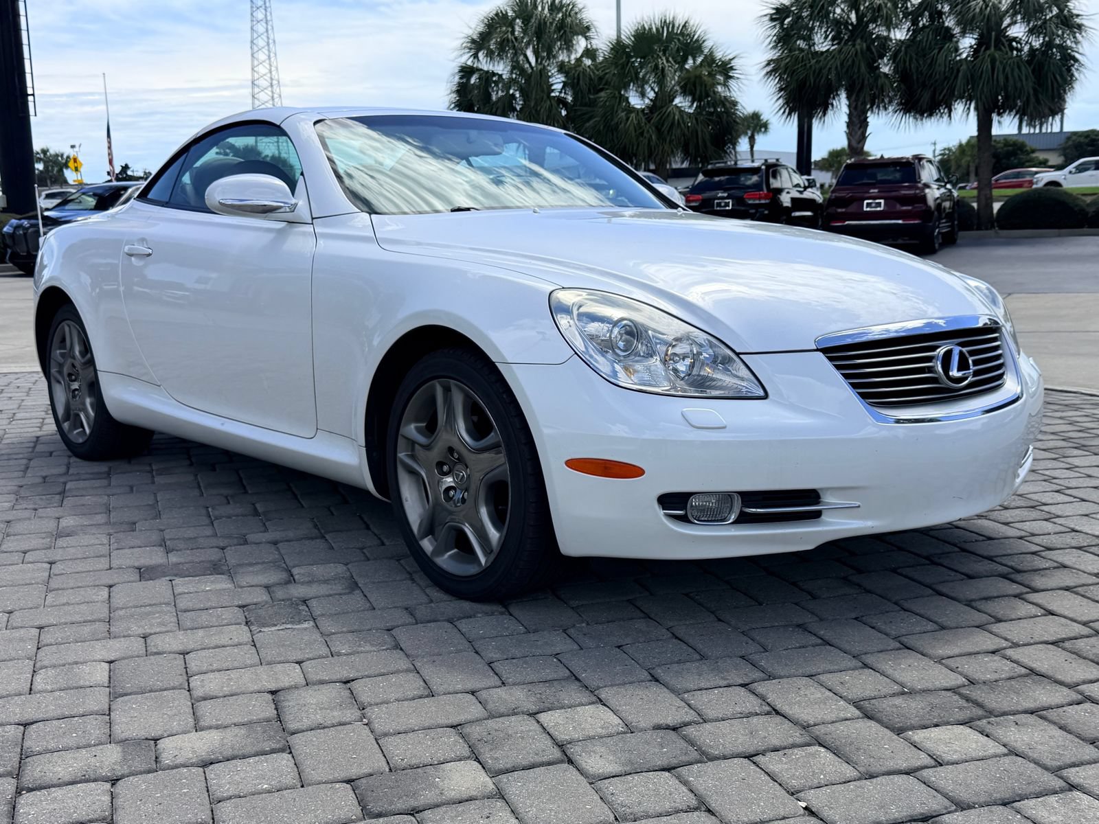 Used 2008 Lexus SC 430 Convertible RWD image 5