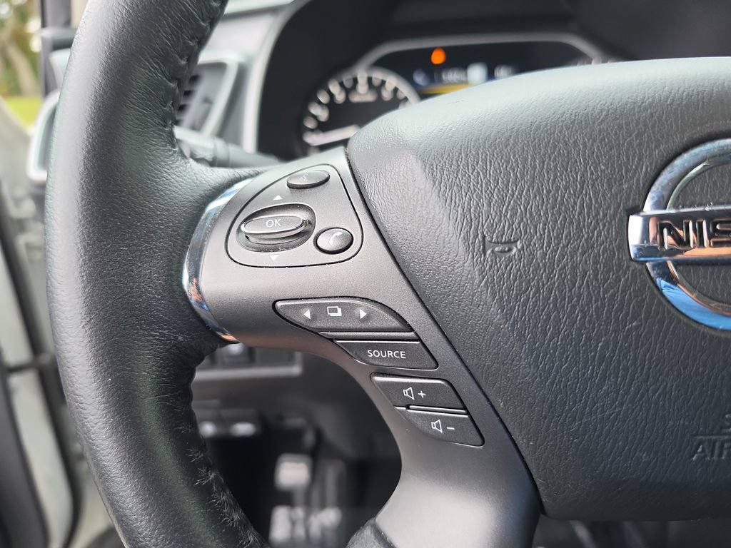 Used 2021 Nissan Murano SL w/ SL Moonroof Package FWD image 22