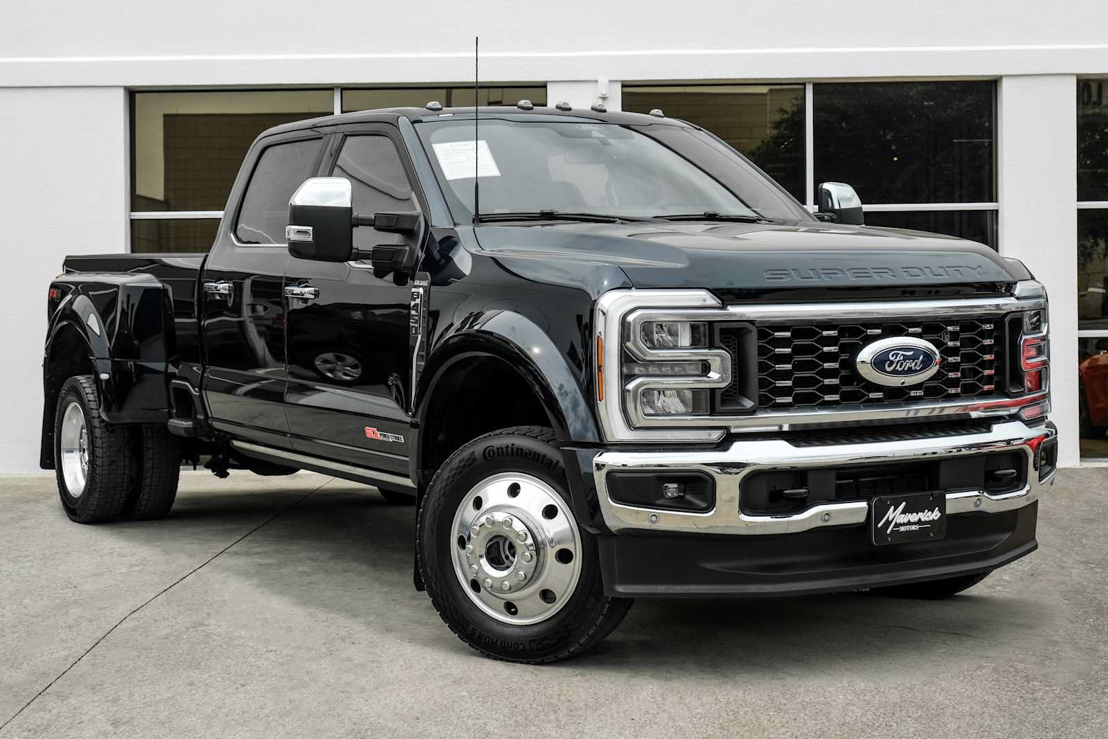 Used 2025 Ford F450 King Ranch w/ Chrome Package AWD/4WD image 6