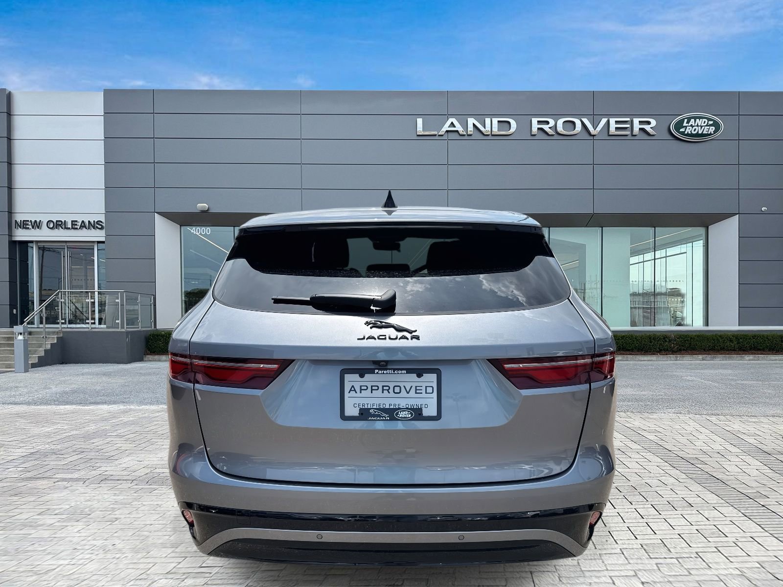 Used 2025 Jaguar F-PACE R-Dynamic S image 4