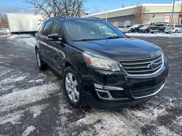 Used 2016 Chevrolet Traverse LT w/ Style and Technology Package image 7
