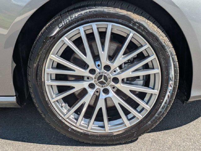 Used 2025 Mercedes-Benz CLA 250 4MATIC image 11